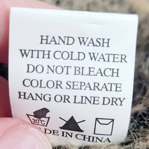 Altar’d State Leopard Print Fuzzy Sweater Size S/M Tan Brown Oversized Soft Knit - Picture 13 of 13